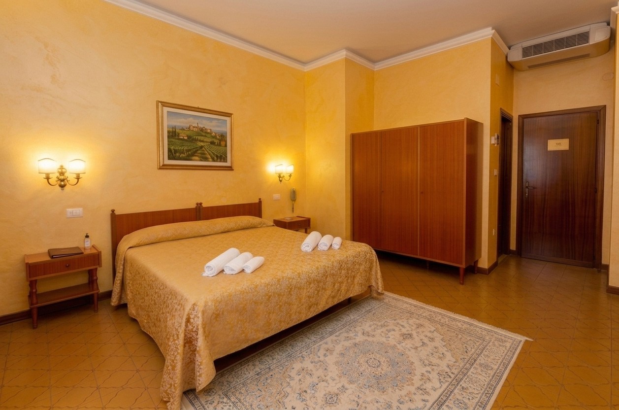 Camera Matrimoniale Hotel Holiday